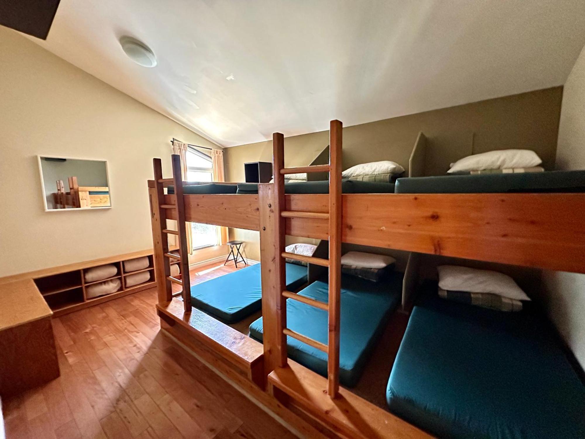 Canmore Alpine Hostel - Alpine Club Of Canada מראה חיצוני תמונה