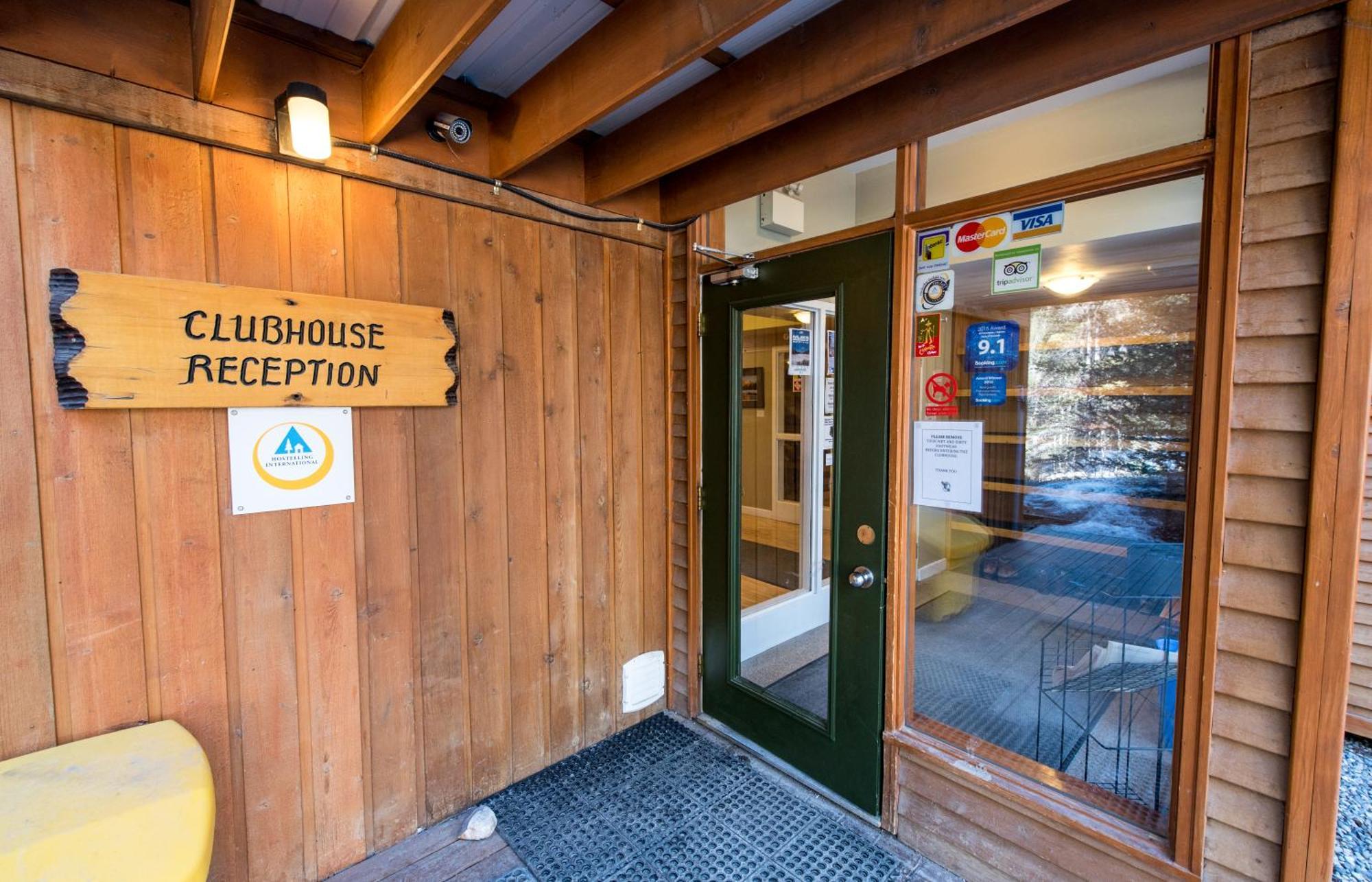 Canmore Alpine Hostel - Alpine Club Of Canada מראה חיצוני תמונה