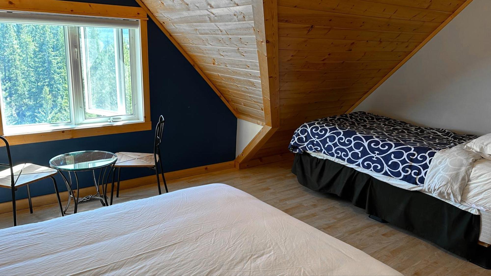 Canmore Alpine Hostel - Alpine Club Of Canada מראה חיצוני תמונה