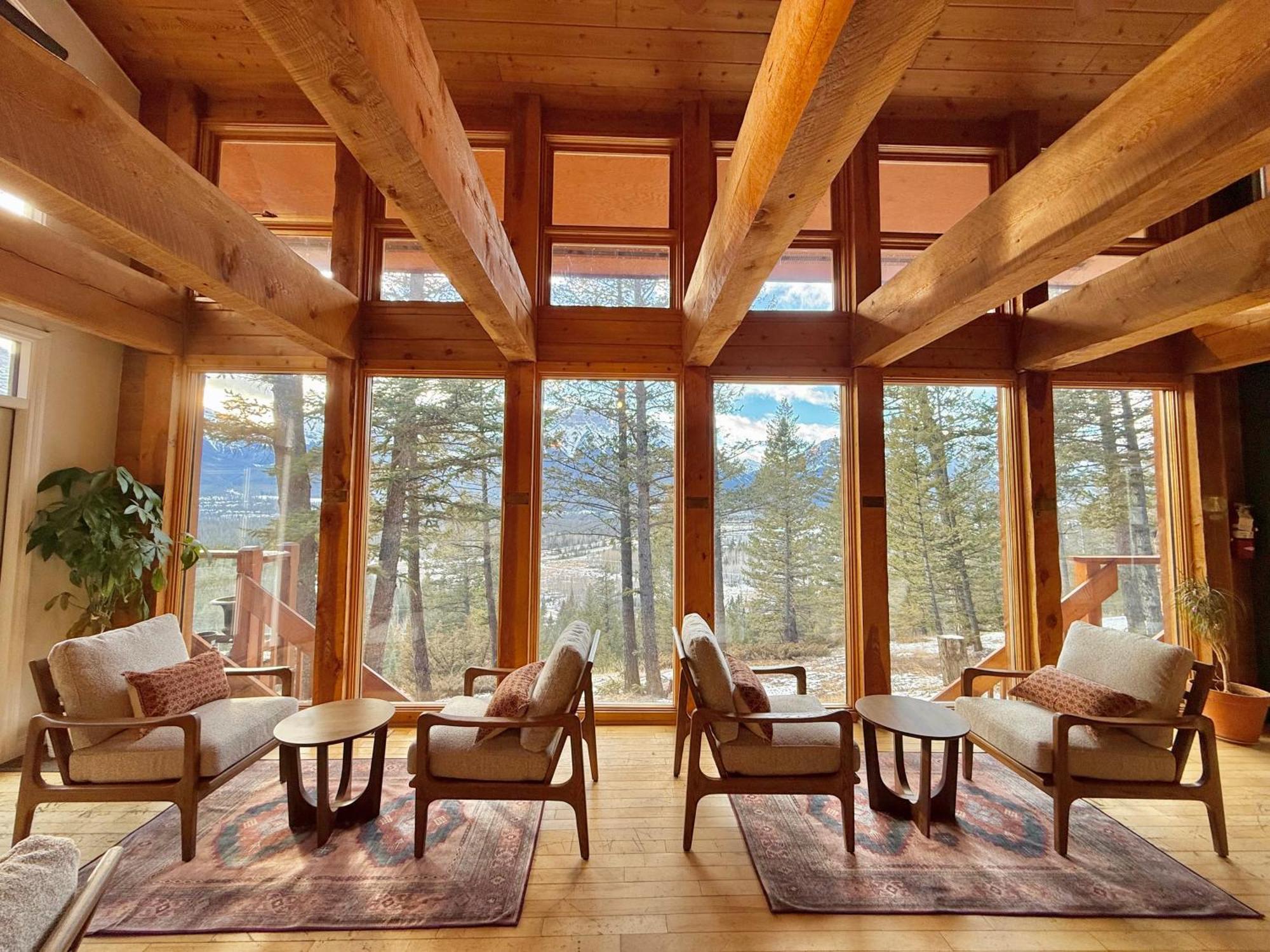 Canmore Alpine Hostel - Alpine Club Of Canada מראה חיצוני תמונה